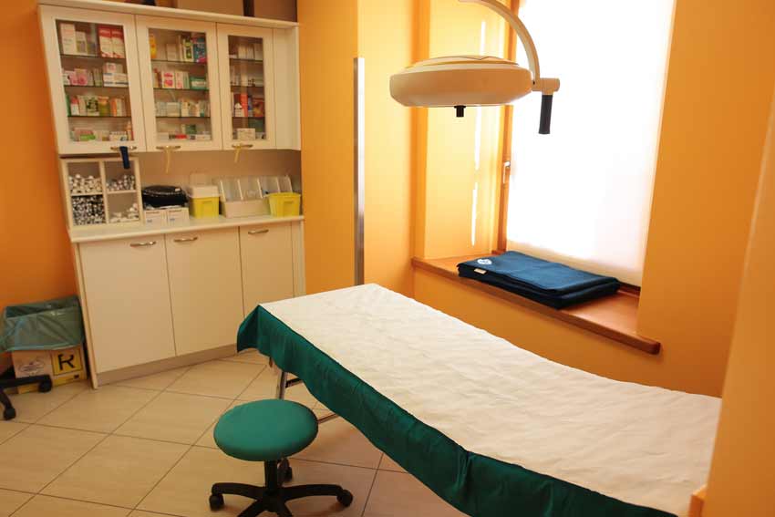 trauma-clinic-livigno-orthopedic-traumatology-specialized-outpatioent-clinic-room